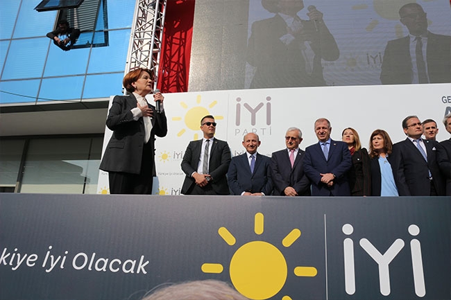 İYİ Parti binası açıldı: İşte, Meral Akşener'in makam odası 22