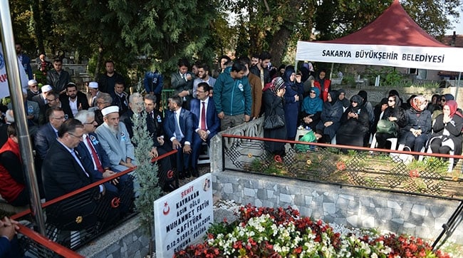 Şehit Kaymakam Safitürk, mezarı başında anıldı 10