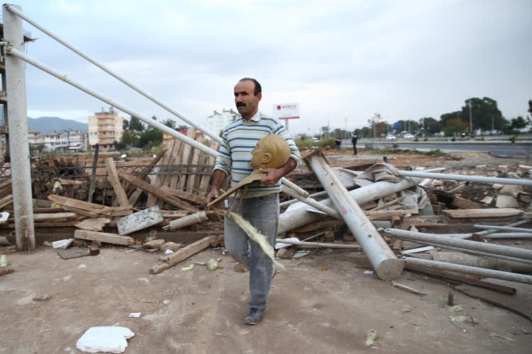 Antalya'yı hortum yıktı geçti 3