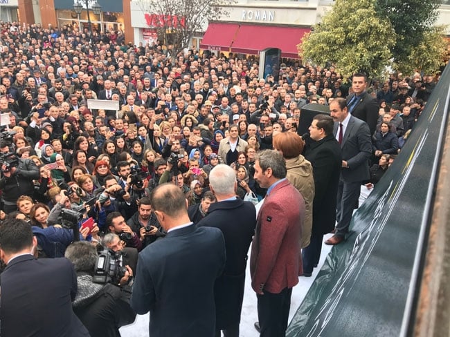 Meral Akşener'in Edirne programından çarpıcı kareler 24