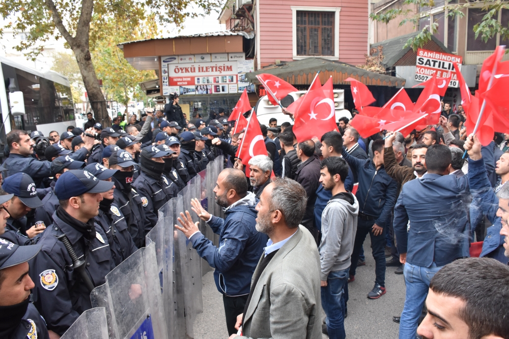 Adıyaman’da tütün işçilerine TOMA’lı müdahale 1