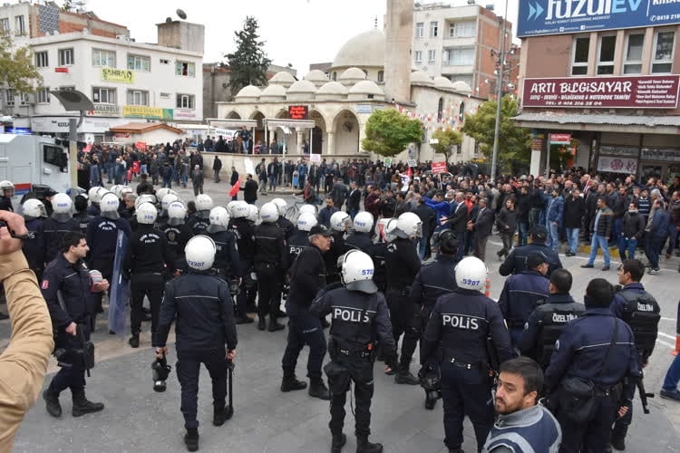 Adıyaman’da tütün işçilerine TOMA’lı müdahale 3