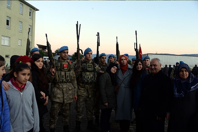 Kahraman komandolar El Bab'a böyle uğurlandı 3