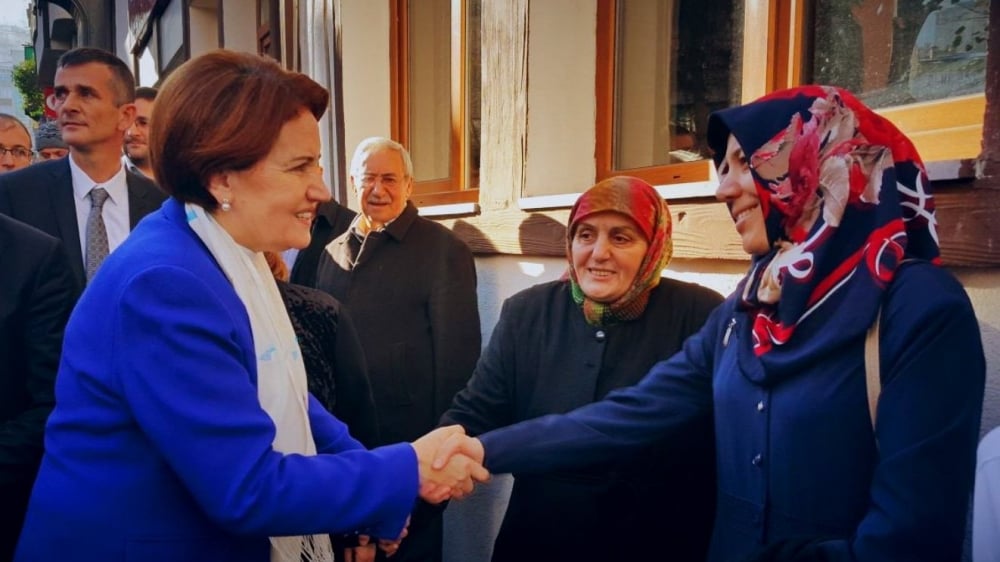 Akşener, İYİ Parti Artvin İl Başkanlığı binasının açılışına katıldı 15