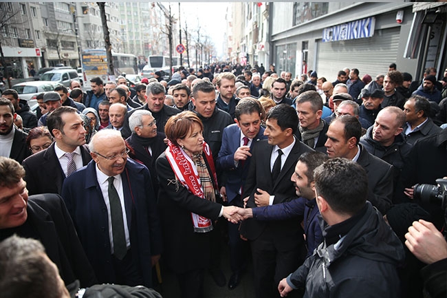 Meral Akşener Sivas'ta 10