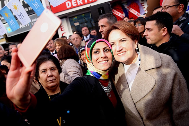 Meral Akşener Aksaray'da 10