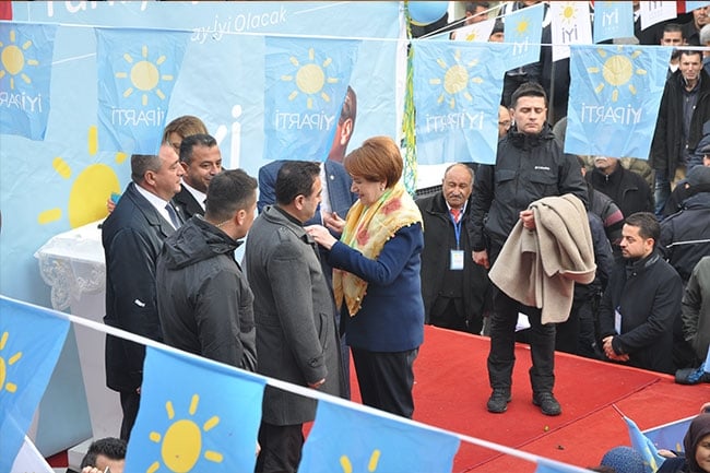 Meral Akşener Aksaray'da 12