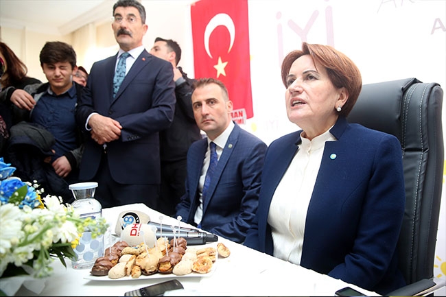 Meral Akşener Aksaray'da 13