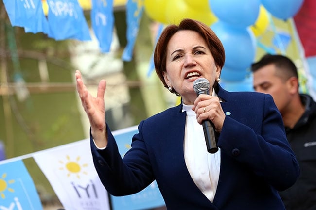 Meral Akşener Aksaray'da 3