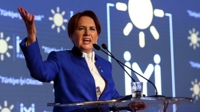 Meral Akşener'in o fotoğrafları büyük ilgi gördü 4