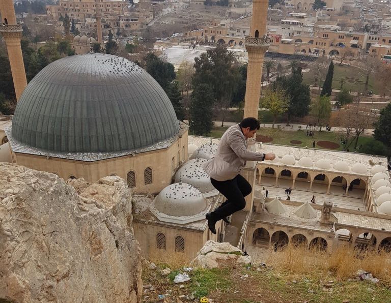 Fotoğraf çektirirken kaleden düşüp ölen adamın görüntüleri ortaya çıktı 6