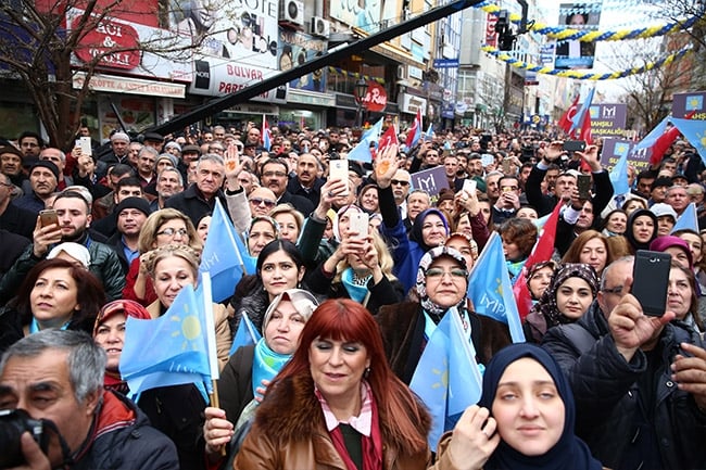 Meral Akşener Kırıkkale'de 12