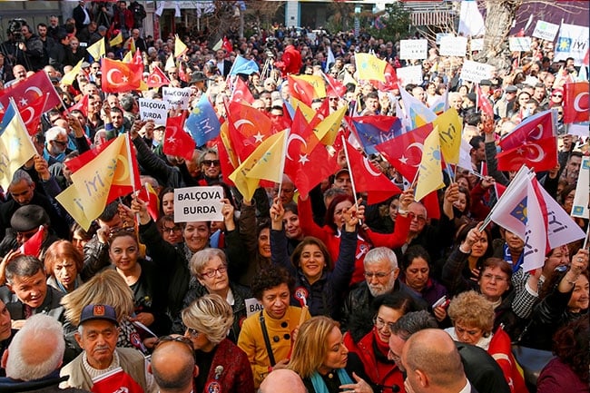 Meral Akşener İzmir'de 11