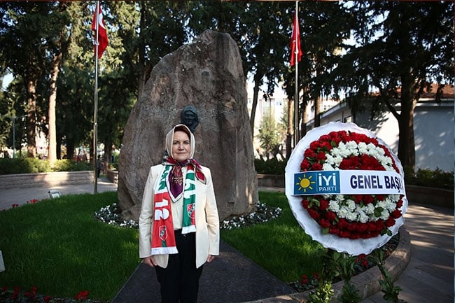 Meral Akşener İzmir'de 8