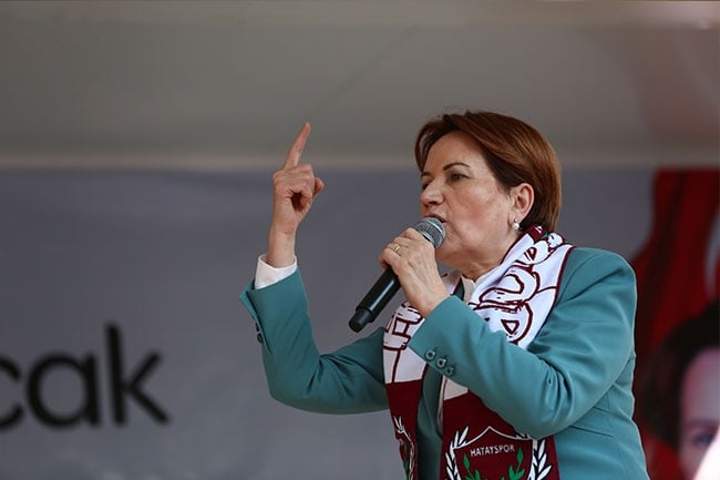 Meral Akşener Hatay'da 12