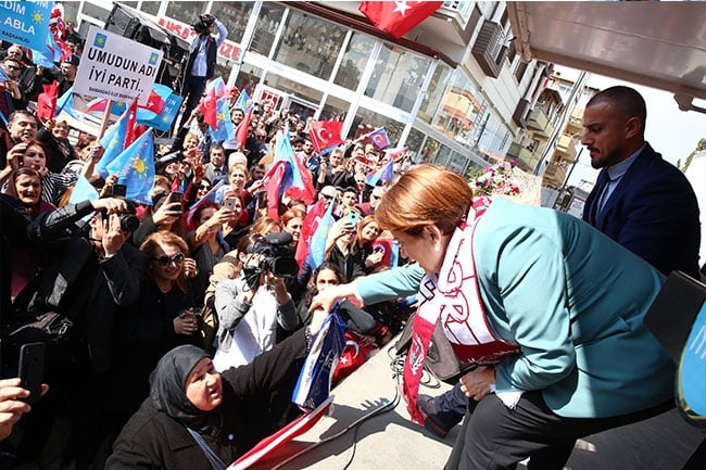 Meral Akşener Hatay'da 4