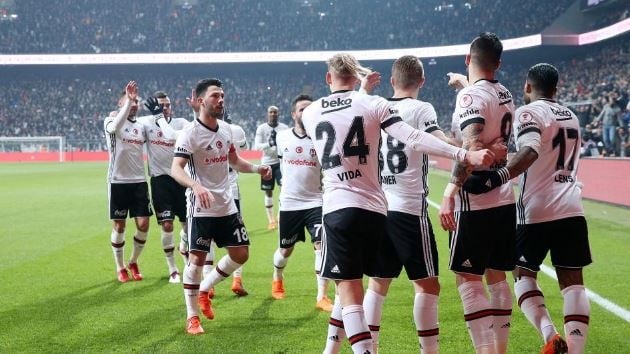 İşte Instagram'da en çok etkileşim alan 10 futbol takımı 5