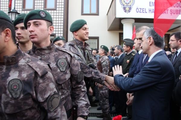 Özel harekat polisleri, Rize'den Afrin'e uğurlandı 3