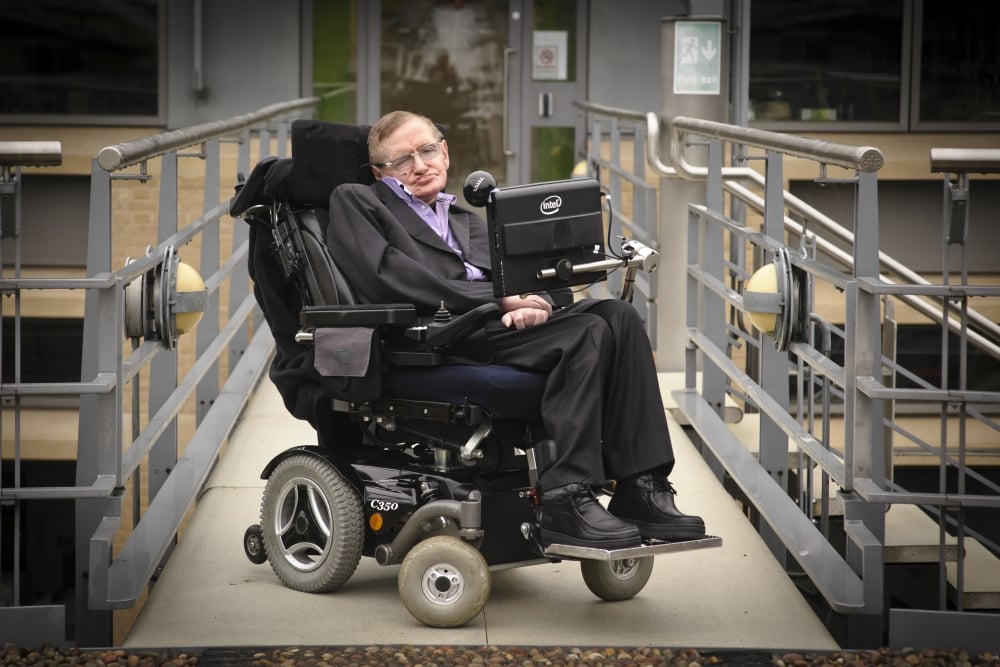 Stephen Hawking hayatını kaybetti 8