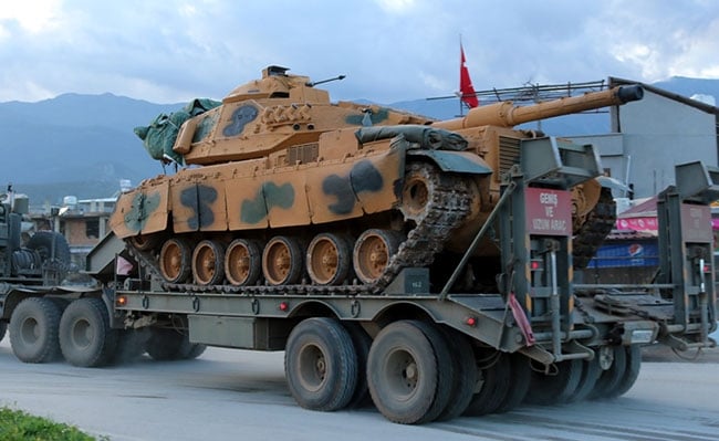 Tanklar Hatay'a ulaştı 3