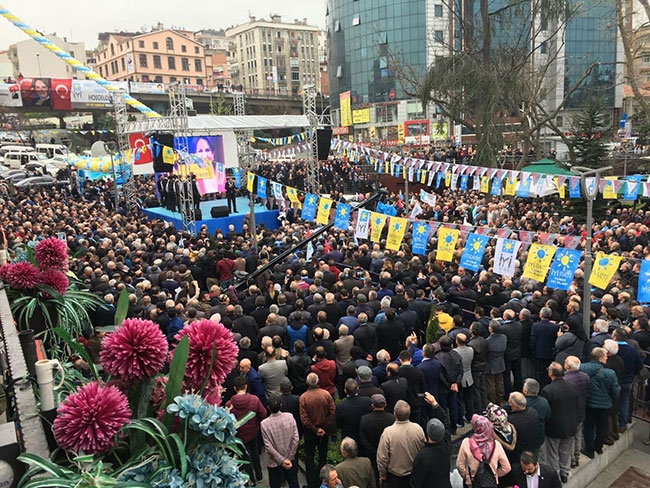 Meral Akşener Trabzon'da 11