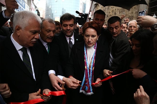 Meral Akşener Trabzon'da 3