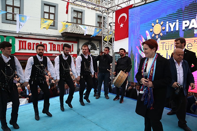 Meral Akşener Trabzon'da 6