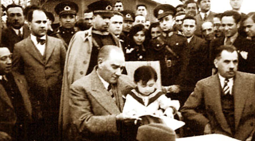 Atatürk'ün çocuk sevgisi 1