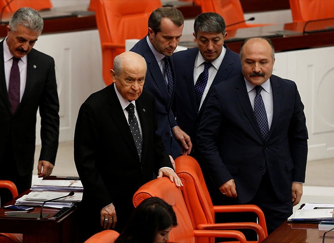 İYİ Parti ve MHP arasında Meclis'te ilk temas 2