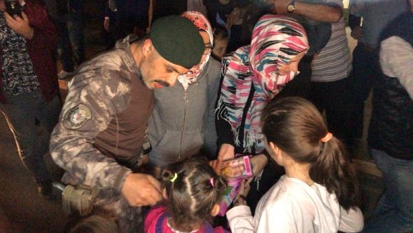 Afrin'den dönen PÖH'ler gözyaşlarıyla karşılandı 5