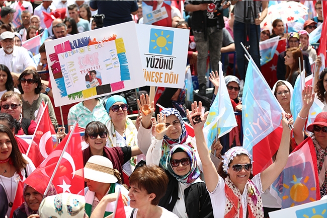 Akşener, Konya'dan seslendi 2