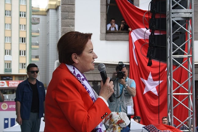 Akşener'e Afyon'da sevgi seli 6