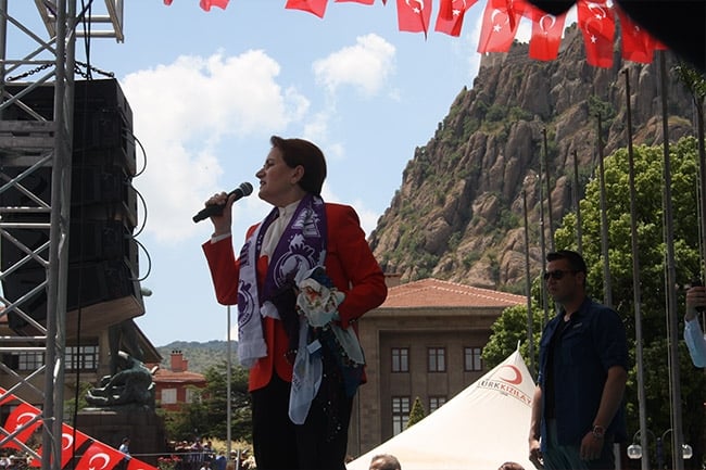 Akşener'e Afyon'da sevgi seli 7