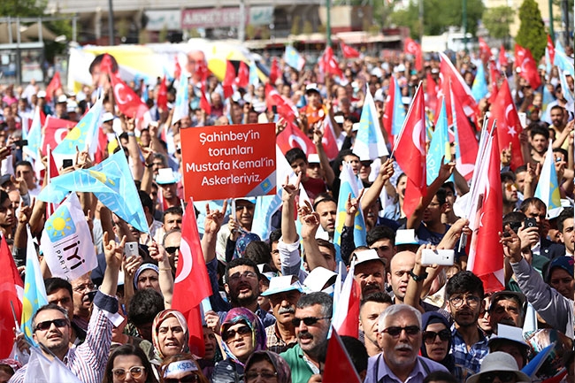 Gaziantep'te konuşan Akşener'den 'Suriyeli' açıklaması 11