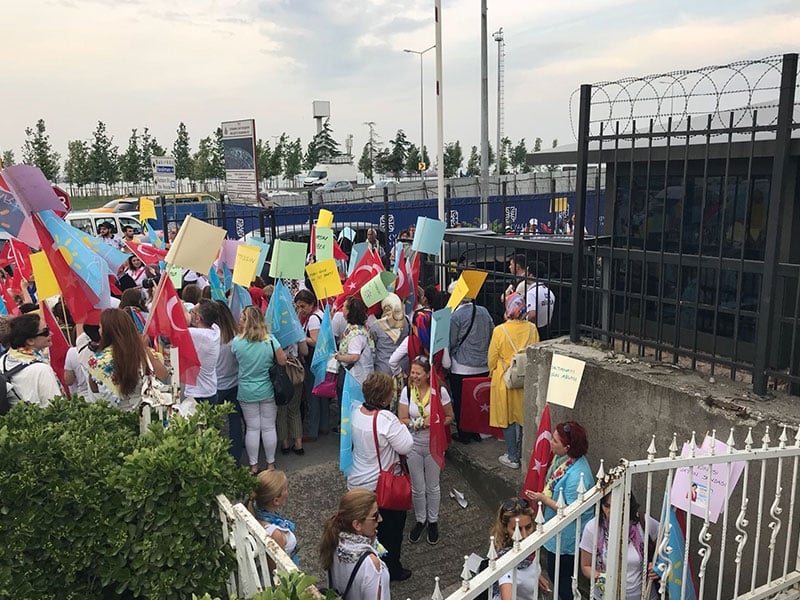 Akşener'e medya sansürüne coşkulu uğurlama 3