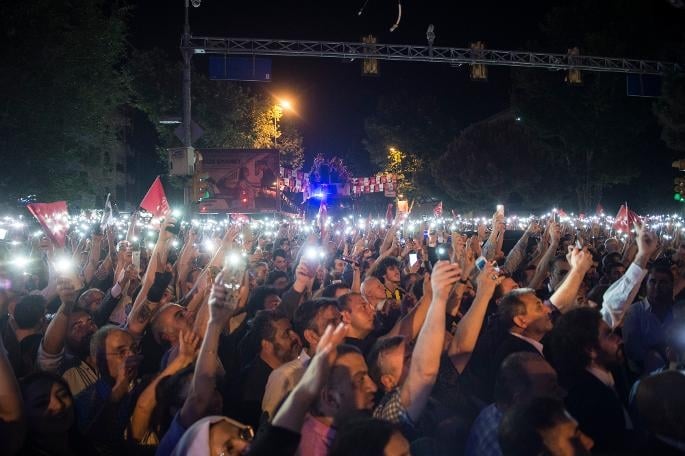 Muharrem İnce'den Kadıköy'de gece yürüyüşü 17