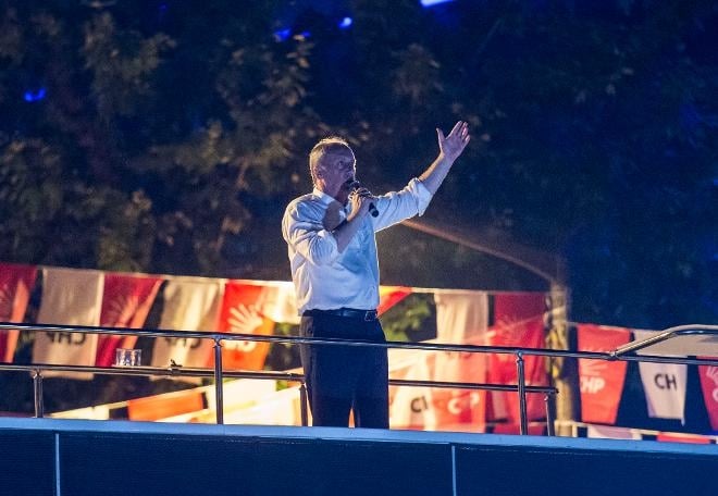 Muharrem İnce'den Kadıköy'de gece yürüyüşü 2