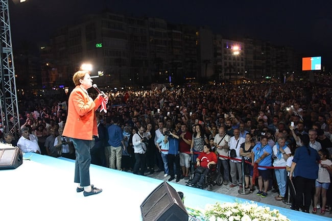 Akşener, "Kadir Gecesi size söz veriyorum" 11