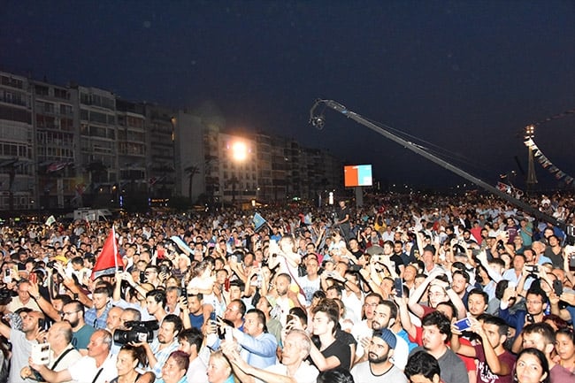 Akşener, "Kadir Gecesi size söz veriyorum" 15