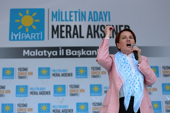 Akşener, "Çöp kamyonlarınız mı beni durduracak?" 3