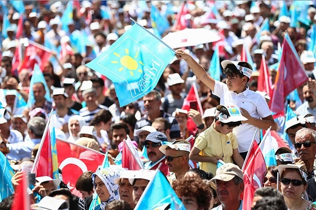 Akşener, "Çöp kamyonlarınız mı beni durduracak?" 6