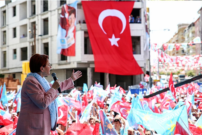 Akşener, "Çöp kamyonlarınız mı beni durduracak?" 9