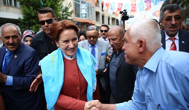 Akşener'e Muş'ta sevgi seli 2