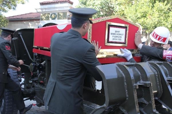 Şehit Korkut son yolculuğuna uğurlandı 7