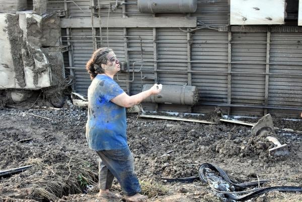 Çorlu'da tren vagonu devrildi! 10 ölü, 73 yaralı 15