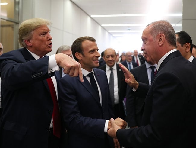 Erdoğan, Trump ve Macron arasında dikkat çeken anlar 2