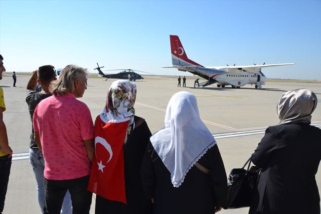 Adıyaman şehitleri son yolculuğa uğurlandı! 3