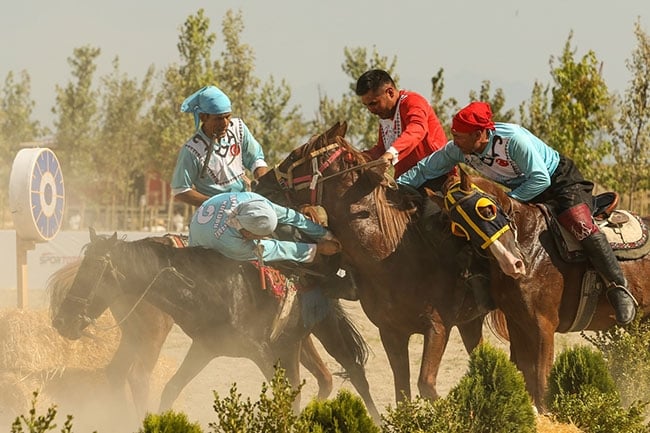 Malazgirt Zaferi'nin 947. yıl dönümü kutlandı 7