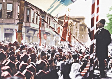 Genelkurmay'dan renkli Atatürk fotoğrafları 108