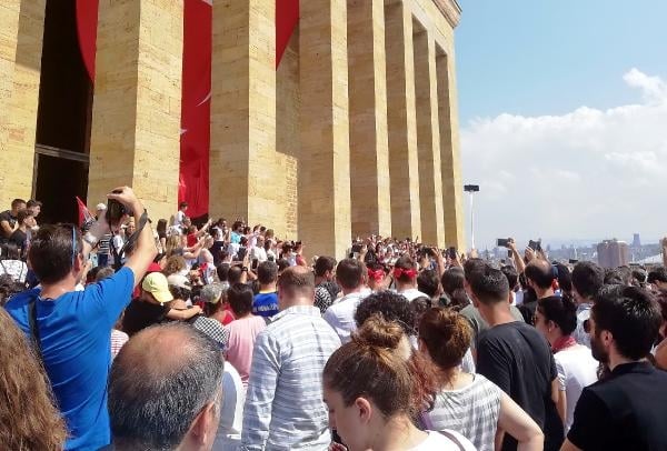 Anıtkabir'e ziyaretçi akını 2